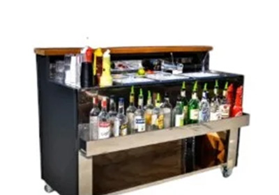 Cocktail station in acciaio personalizzabile su misura