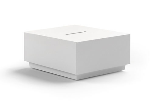 Tavolino Big Cut di Plust in polietilene