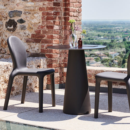 Sedie Chloé usate per esterni di Plust Design